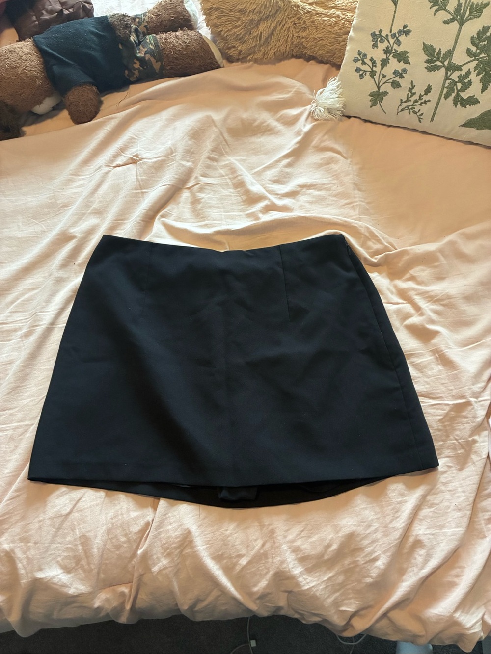 Abercrombie & Fitch Black Mini Skirt
